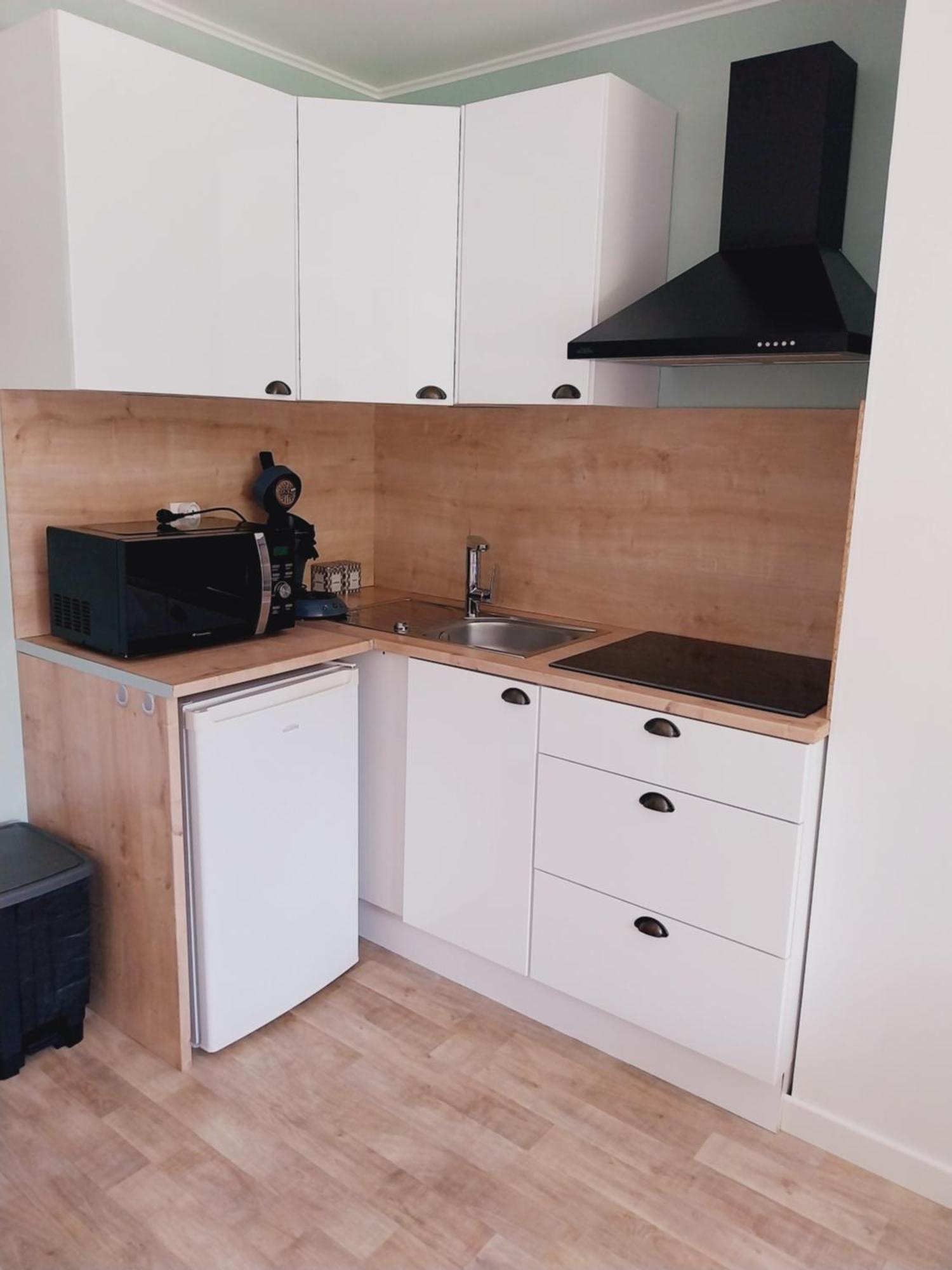 Superbe Grand Studio Tout Confort Avec Exterieur Poussan Buitenkant foto