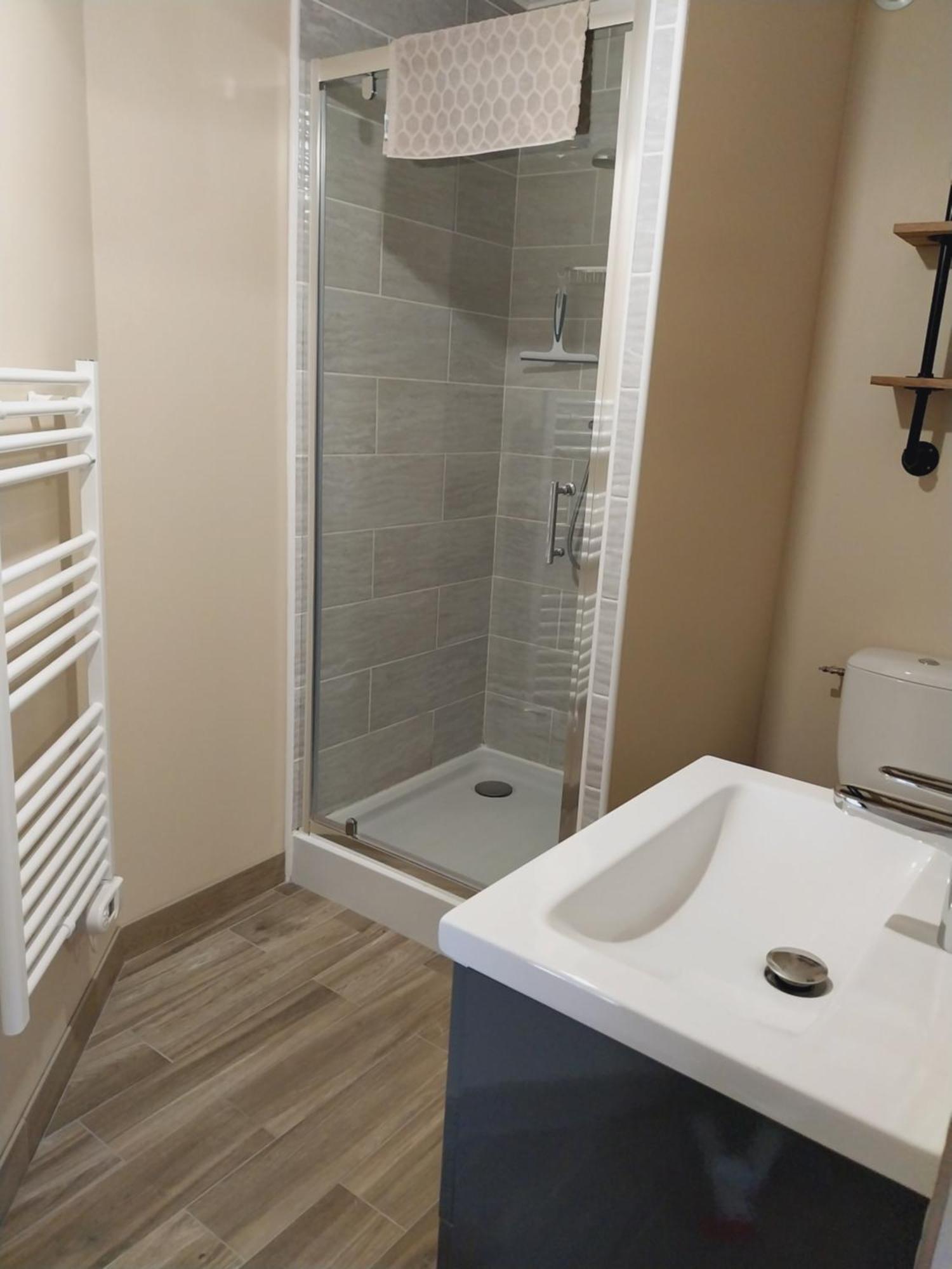 Superbe Grand Studio Tout Confort Avec Exterieur Poussan Buitenkant foto